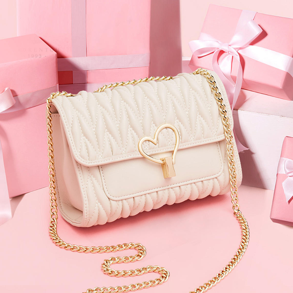 2025 High-End Women's Crossbody Bag Small Quilted Fragrance Niche Chain Polyester Lining Autumn Fashion Perfect Birthday Cover